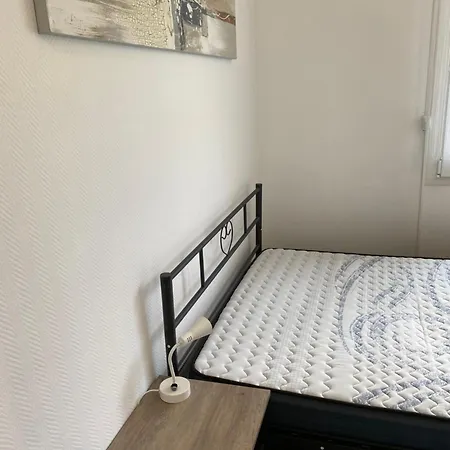 Maison d'hôtes Superbe Parentale Avec Sa Propre Salle De Bains Avec Douche Et Wc Prives, Cuisine Et Wifi