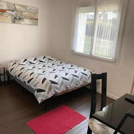 Maison d'hôtes Superbe Parentale Avec Sa Propre Salle De Bains Avec Douche Et Wc Prives, Cuisine Et Wifi Vandœuvre-lès-Nancy